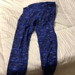 Leggings. Weatherproof 32 degrees cool.